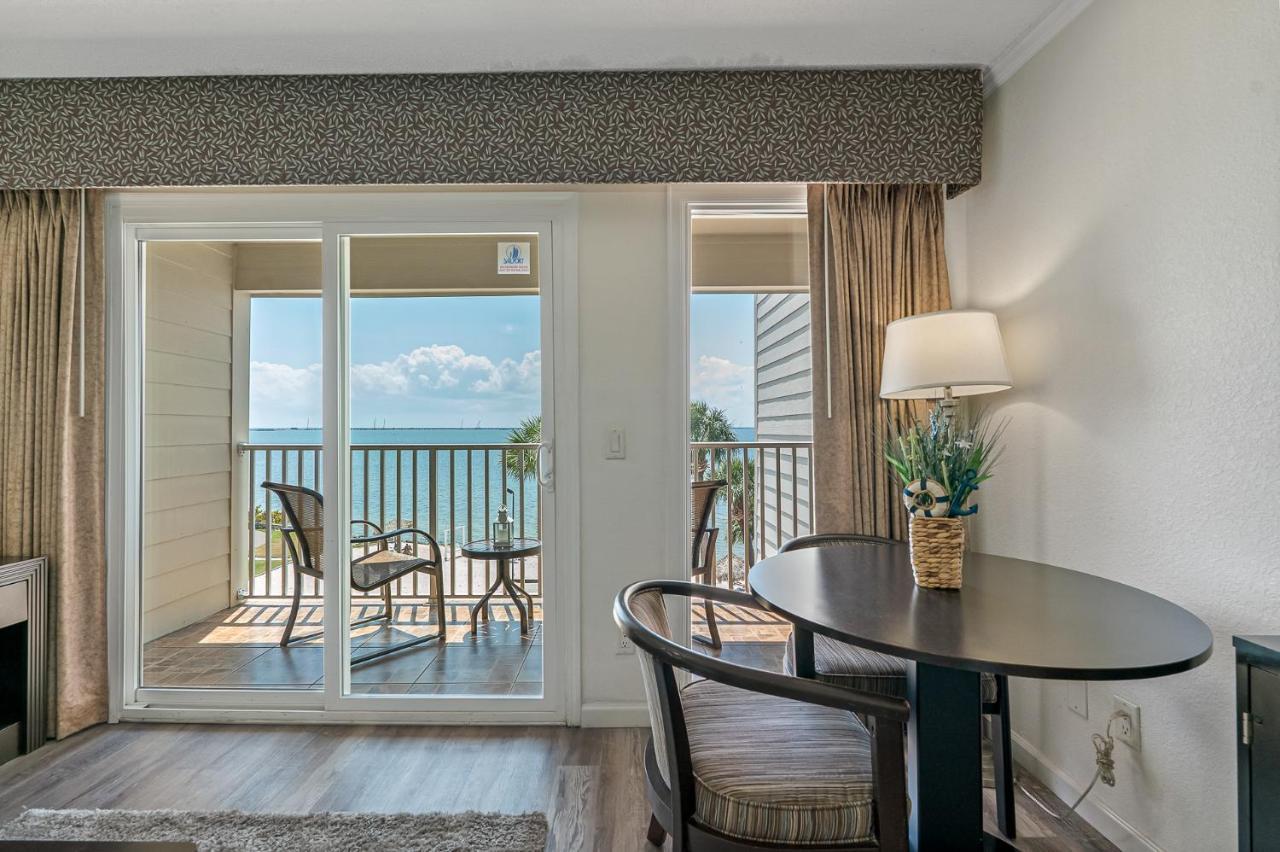 Wake Up To Ocean Views From Your Private Balcony Casa de Férias