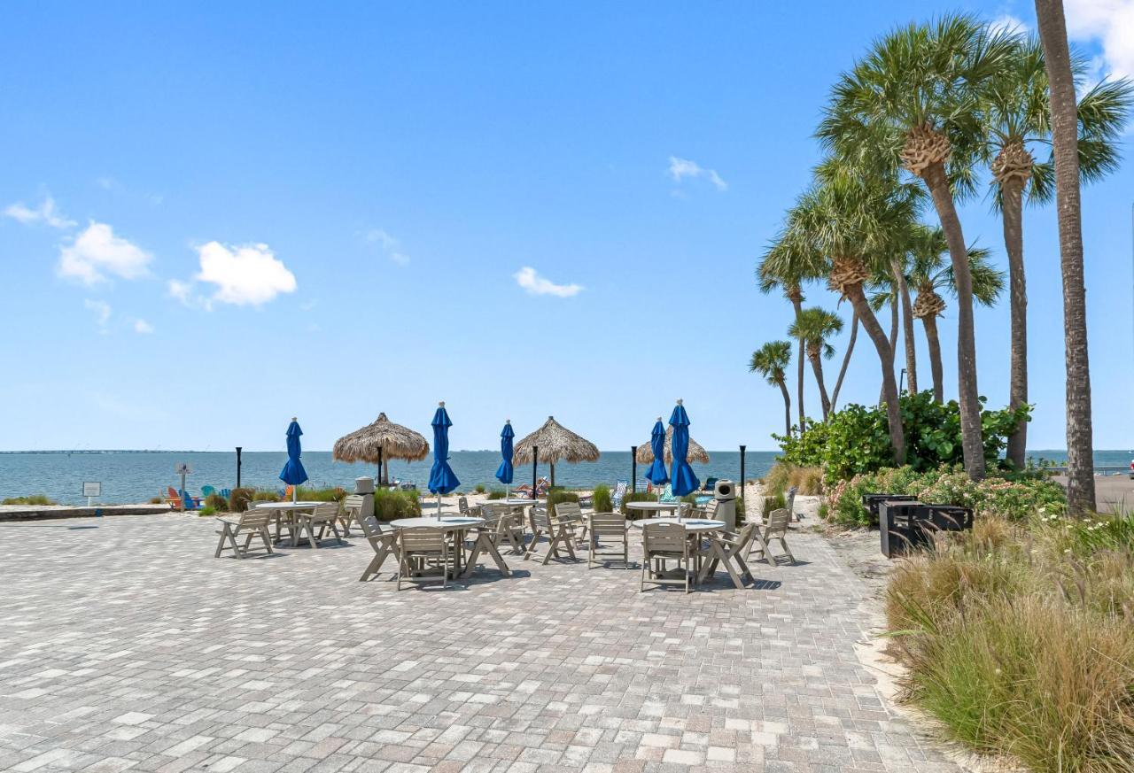 Casa de Férias Wake Up To Ocean Views From Your Private Balcony Tampa
